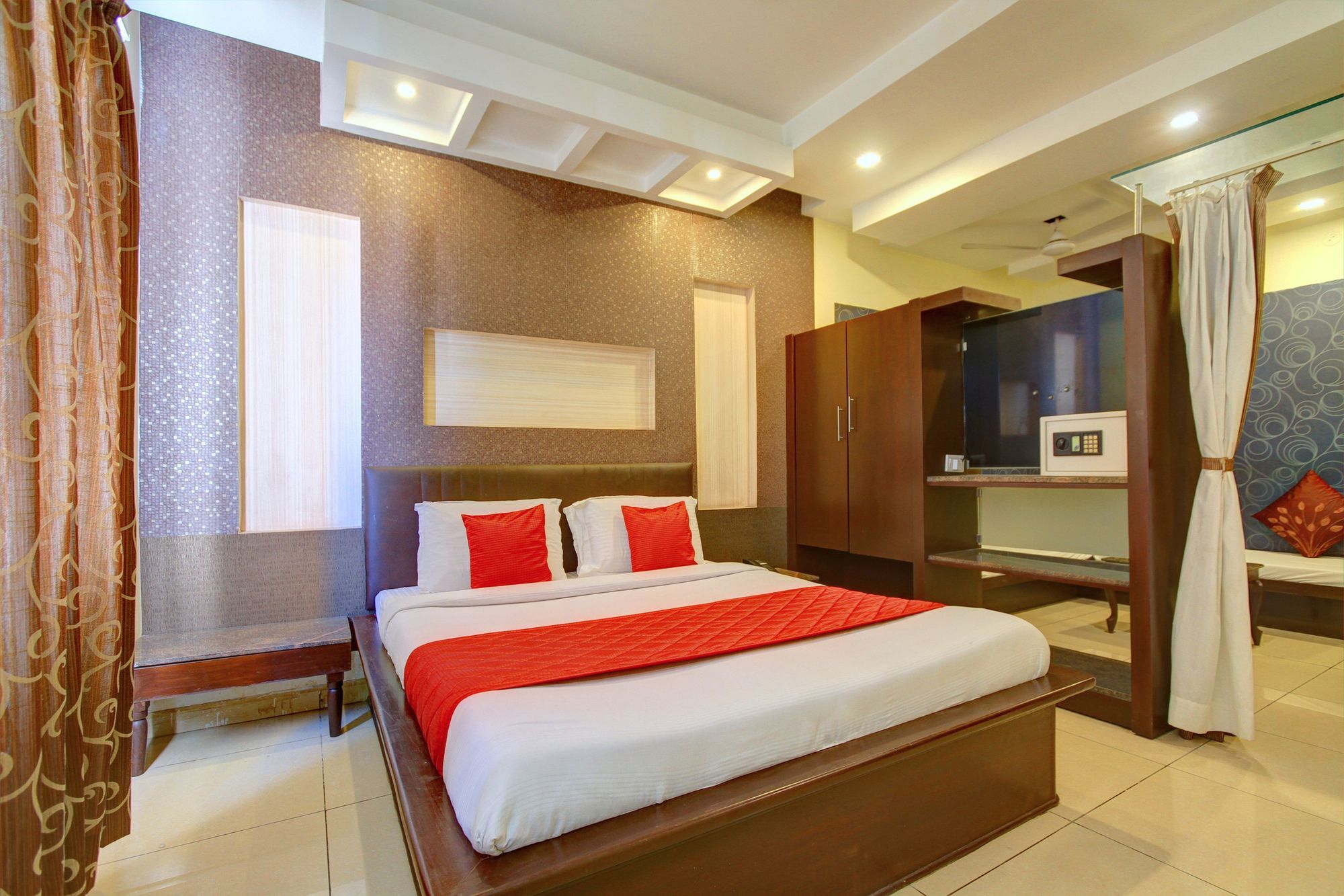 Oyo 4895 Abi Krishna Hotel Pondicherry Luaran gambar