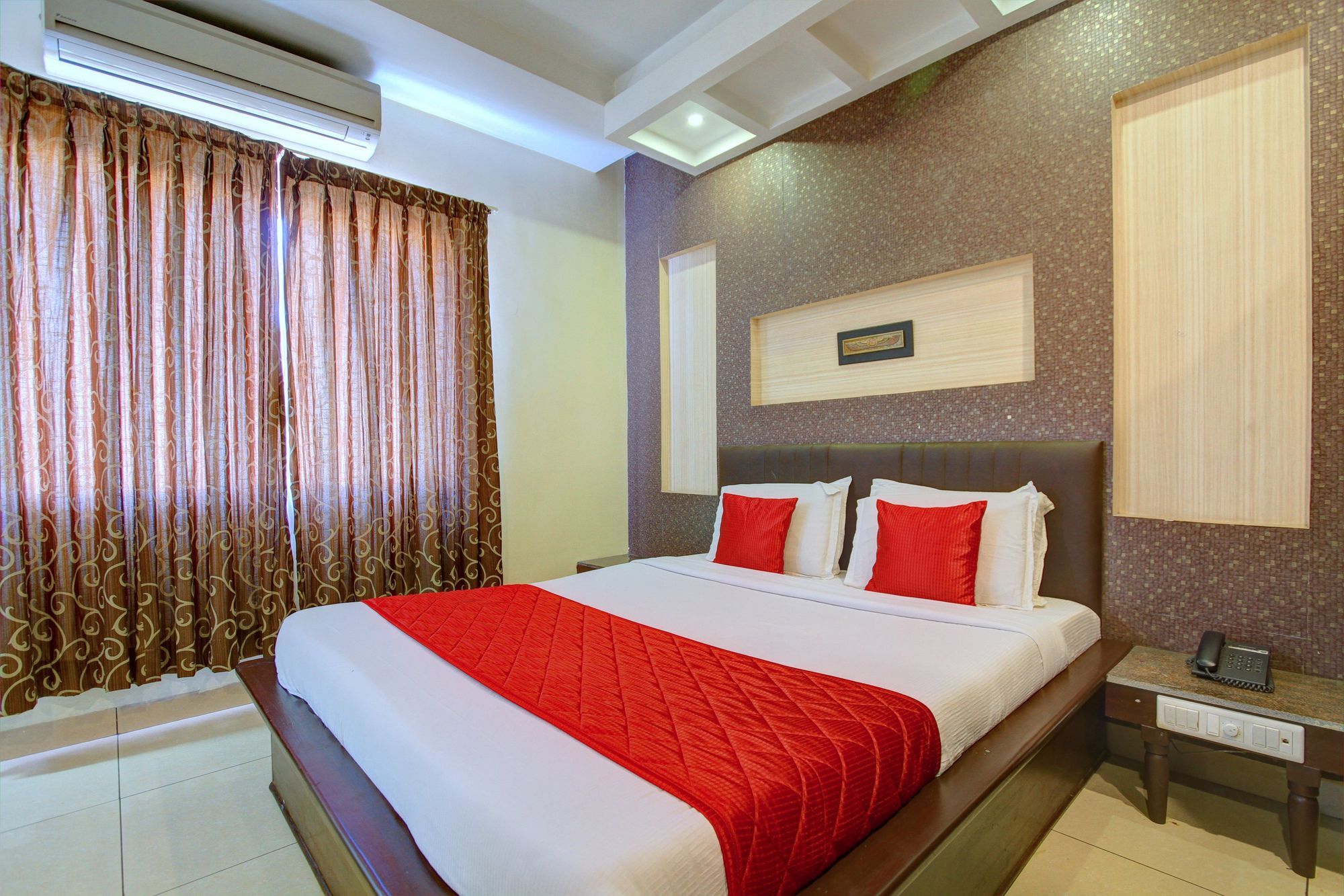 Oyo 4895 Abi Krishna Hotel Pondicherry Luaran gambar